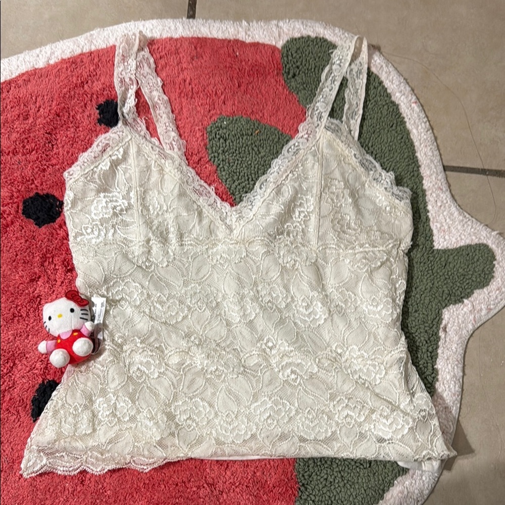 Beautiful vintage lace Camisole Top in Cream